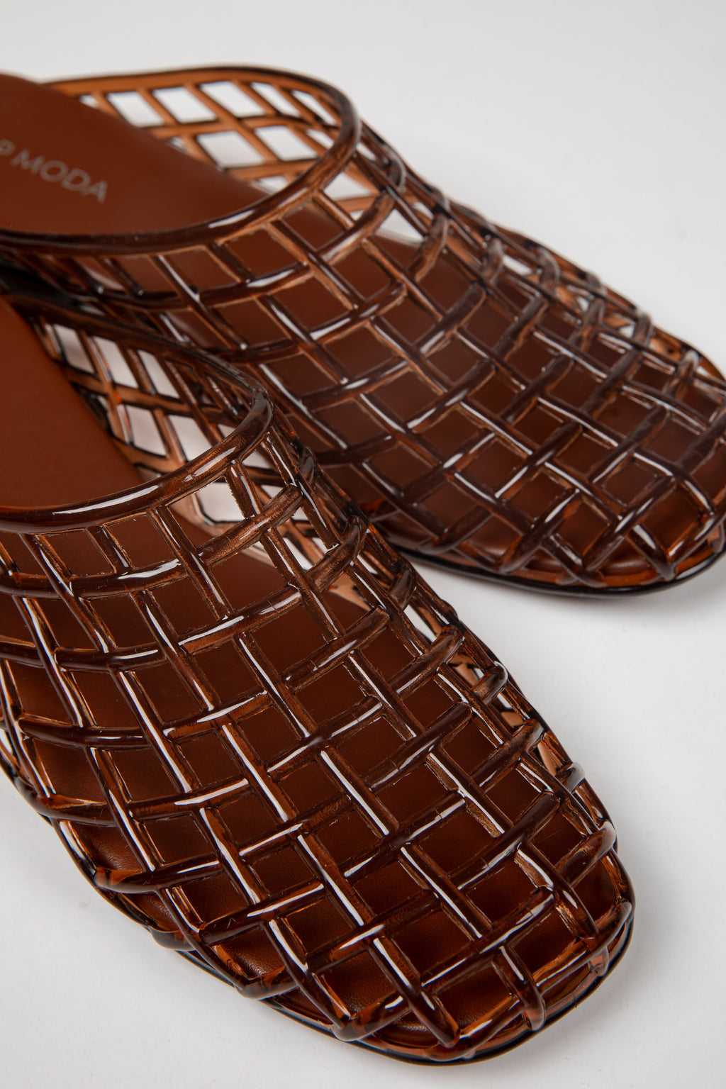 Harvest Market Brown Jelly Cage Mule Flats